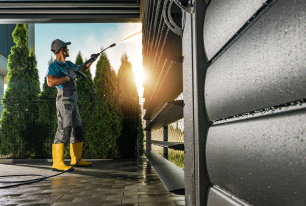 Best Roof Power Washing Services  in North Middletown, NJ
