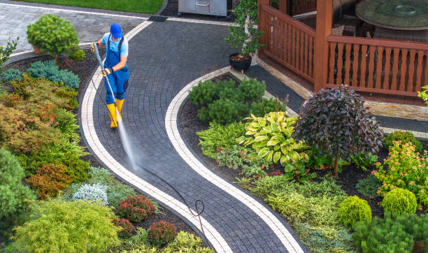 Best Deck Cleaning Services  in North Middletown, NJ
